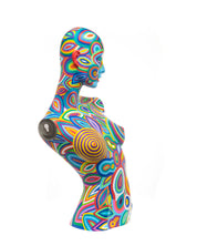 Pierre och Fanny - Kvinnan med Röda Öron